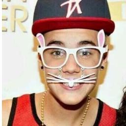 Cause everything starts from something but something would be nothing Nothing if your HEART didn't dream whit me @Justinbieber
