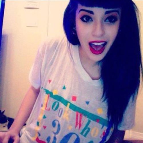☮Dani - ♫Mr Downstairs♫ - Single mother of one☮