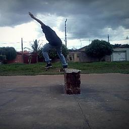 Skate ! http://t.co/JNaEVFCvSo