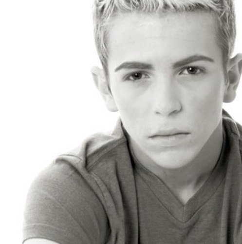 My son Dylan Hyde is signed to Universal Motown. Check him out and follow thank you Dylans Fan Mail: PO Box 9094. Canoga Park, CA 91309