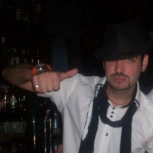 dj productor musical locutor de radio y animador promotor de fiestas lectro latino,tech house,electro tech,y cualuier estilo musical