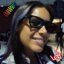 Me encanta Alejandra guzmán soy fan número  1, me gusta  el rock  y soy muy amistosa.