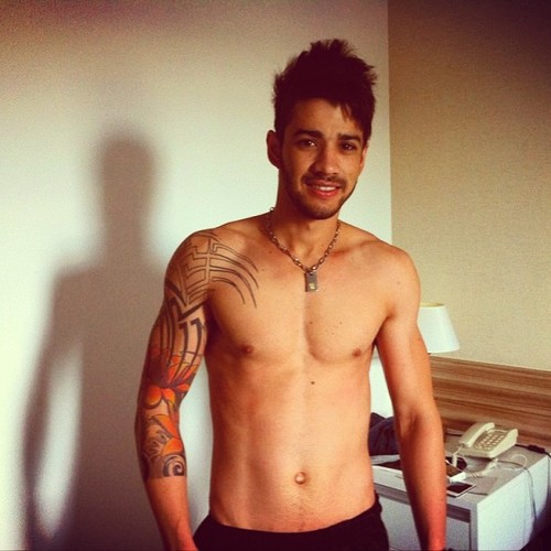Não importa quanto tempo demore, quantas noites eu passe sem dormir, eu sempre estarei aqui por vç, Amor mais que Eterno @Gusttavo_lima Te Amo (L