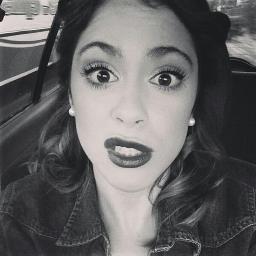me ancanata la serie violetta ..
amor jorge,lodo ,facu...
amo la vida y liberdad