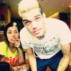 amor de verdade  a gente apenas sente , não entende ! @tomim_pollo , @AdrPollo , @djkalfani @Gabrielarippi s2