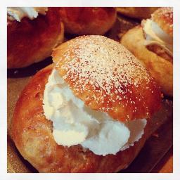 Sapphire's profile picture. Hanging out. PS: Am NOT a Lounge, Club, Event.