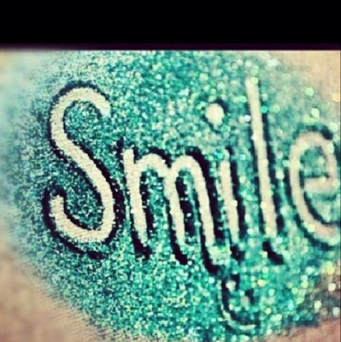 Weteensquote's profile picture. I tweet quotes in 140 characters or less❤