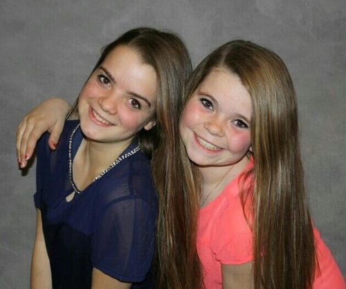 paardrijden ~ vriendinnen ~ pianospelen ~ shoppenn ~ motorcrossen ~ zingennn ~ beste vriend @benvangroningen ♥