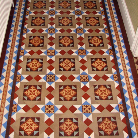 Professional #tiler in Brighton - All #tiling work Undertaken! #glass - #porcelain - #ceramics or Need your Stone Tiles Sealed? Contact Us Now! #tilerinsussex
