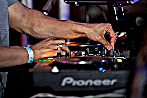 djTriggaMayk's profile picture. Music . txst alum . java . made in dade