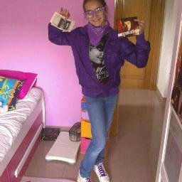 Monia2233's profile picture. 