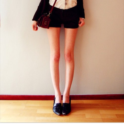 Regular girl with celebrity dreams. This image of perfection, will be the death of me.