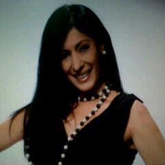 1961.Mujer,Madre Orgullosa,Emprendedora, Leal, Apasionada,de Múltiples Facetas,Vitralista,Modelo, Sra.Bolívar 2010.Amante de la Música y la buena Comida