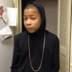 I am LeakDa$avage         insta:LeakDaSavage
  [FOR BOOKING  freshleakmusic@gmail.com        http://t.co/hWoINdlVqc