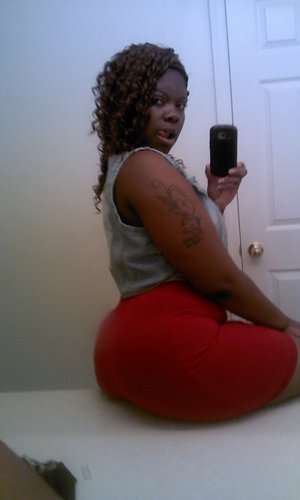 Kool calm laid back type chick proud mommy bisexual #team scorpio follow me on IG @_classy_chick91