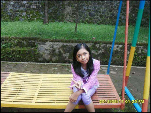 Zahra_Sakila's profile picture. Asal kalian tau ya aku tuh suka cari perhatian loh sama semua orang... Dan muka aku jelek kayak monyet tau