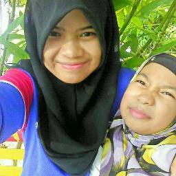 nur atiera akma | 14 thun | SMK paka | paka dungun terengganu :)