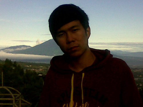 ecesutendy's profile picture. Single termasuk salah satu cara tuhan menunjukan bahwa pacaran bukan lah hal yg ia anjurkan