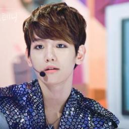 We are one We are EXO !!  อันยอง แยง ผม บยอนแบคฮยอน จาก exo-k ครับ ฟอลมากันเยอะๆนะครับ *แจกยิ้ม*