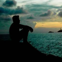 janganlah kita berkecil hati. sebagaimana berantakanpun masa lalu kita,masa depan kita masih bisa di rapihkan... follow yah @el_5denim