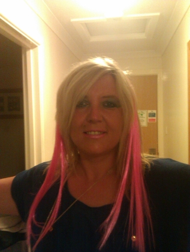 lotsoveg1's profile picture. life isnt about waiting for the storm to pass its about learning to dance in the rain