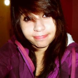 Cancêrina,bricalhona,adoro fazer novas amizades. qer saber mais ? entao segui ae   twittando 4ever! :X 
- http://t.co/GD1cpORyqr 2 bjjs ;*