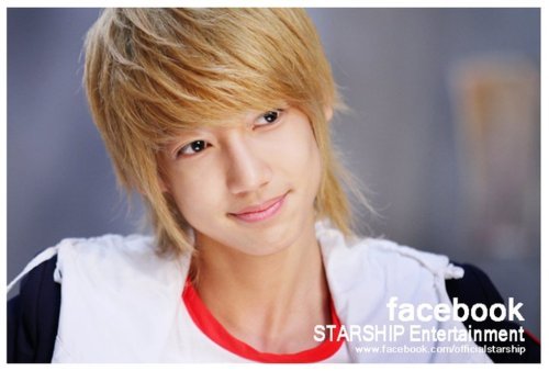 Ganteng,Imut,Dan Gak Bodoh