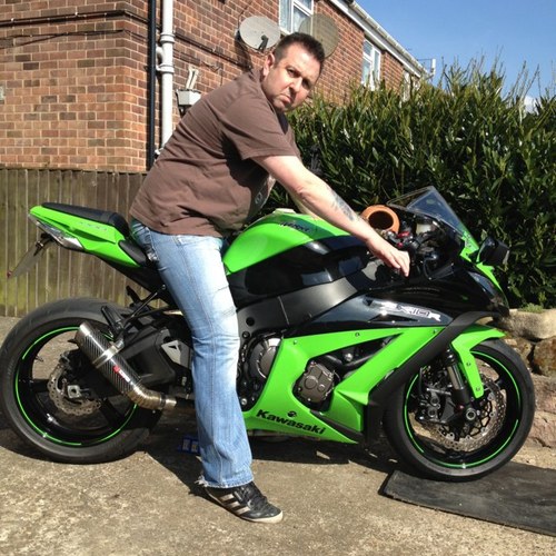 ianianzzz's profile picture. 