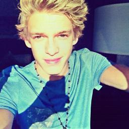 I'M A GIRL WHO LOVE A BOY NAMED CODY SIMPSON! I LOVE HIM SOO MUCH♥ HE IS LIKE MY HERO!