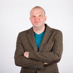 ZZP-boekhouder 18 jaar ervaring voor ZZP. Spreekt taal van de ZZP'er. Wel jasje geen das en pak. Vaste prijs. Altijd afspraak in of dichtbij IJmuiden.