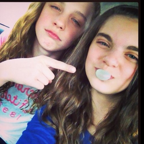 official368's profile picture. Christi Is in da hooouuse anyways I dont know why I have a twitter but I didnt even know I would even get 1 follower thanks anyways peace✌