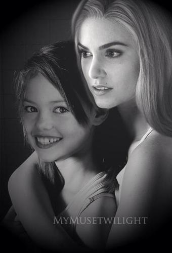 @_LittleRenesmee's Mom♥♥