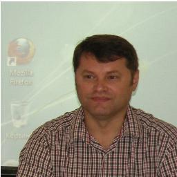вільна людина, конституціоналіст, турист, меломан