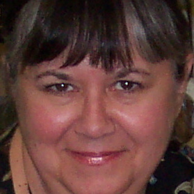 Realtor working in the Twin Cities of Minnesota - kept busy with calligraphy, art, jewelery making and RED DOGS when not working!