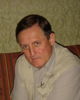 Умный человек не тот, кто много знает, а тот, кто знает самого себя.