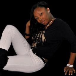 On my grown woman Status You Either Fa me Or against.I Don't Chase these Niggas i replace dese niggas.#Team Single,#Team Senior