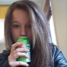 JanetLoveBieber's profile picture. I am who I am, and if you don't like me it's OK for me !!! 
I love you @justinbieber :D 3 
Please follow me :'D 3