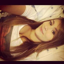 Ela és minha, minha princesa, minha rainha, minha diva ;33' eu te amo! s2' / @oi_thomaas