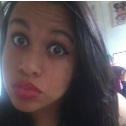 õoooooooooi Mee seeguee?* Juuro qq tte siigo de volttÁ!*

nnhaaac :3
Ecletica,Virginiana,15 Anoos,Irrittada,ciumentta,Apaixonada,Corinthiana Roxa,do #Emerson