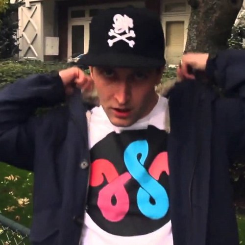 | Officiële Robbie van #RobbieGoesToHollywood | Voor boekingen: raouldemanager@gmail.com |