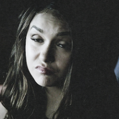 Your love pours down on mean, surrounds me like a waterfall  s2'  @Iansomerhalder @ninadobrev