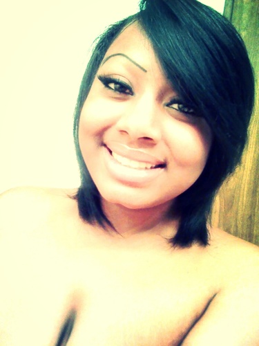 SINGLE BUT MY ♥IS FOREVER TAKEN!!(OFCOURSE) HIS PHATMAMA TIL I R.I.P BEST BELIEVE!!!!