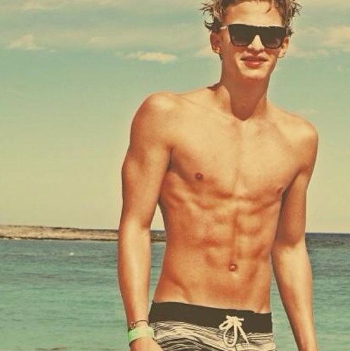 in love with an australian angel ❤ always loving and supporting Cody (: