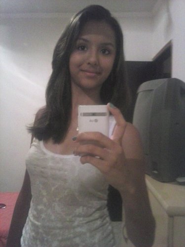 sou uma pessoa feliz, e completamente apaixonada pelo amor da minha vida @luansantana!!!