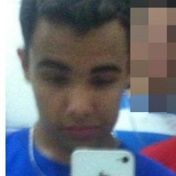 16 anos, Brasileiro ;D se quiser saber mais só seguir ..