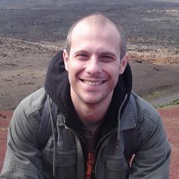 Programador, Demente (baloncestisticamente) y curioso por naturaleza. Autor de https://t.co/ih3Qk6HbAQ