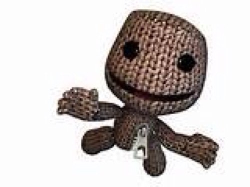 Hi im gonna write a bio about me(well, this is a bio section!) So i enjoy Gaming, PS3, PSN,My PSN is :dan2711!