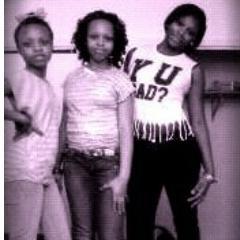 I Keep It Trill #RNS R.I.P Nana I love you so much Lu u Sis ..... I love all my cuzzos so much .... I Rather Have No Friend Den aye Whole Bunch of Fake Friends