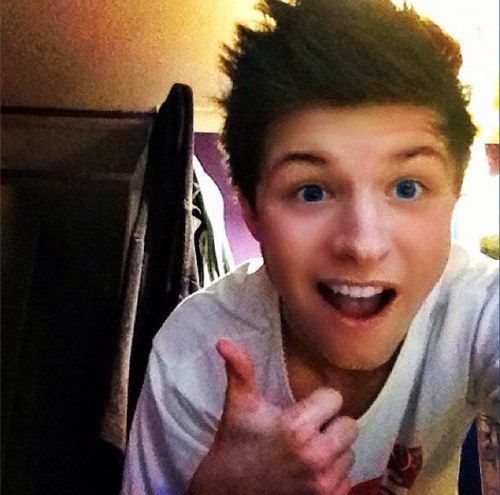 I post pictures of Ryan Robertson from Overload :) #OStar