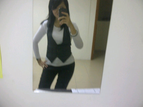 Ayun27387's profile picture. Seorang yang pemalu.Gila muzik dan novel.Pencinta kucing.(BB Pin-23A14CA9) ♥